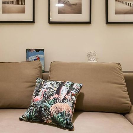Apartamento Traveler'S Dream In Historic Acropolis Downtown Atenas Exterior foto