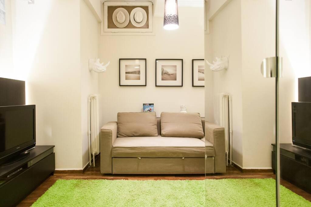Apartamento Traveler'S Dream In Historic Acropolis Downtown Atenas Exterior foto